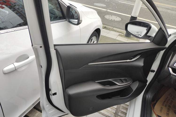 Used Buick GT 2019 18T Automatic Connected Elite Model China VI Standard
