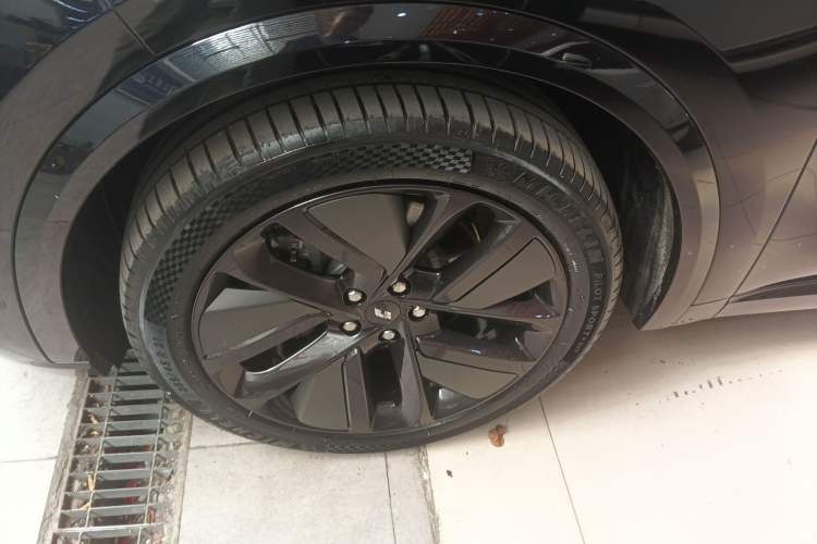 Used Li Auto L9 2023 Pro Model