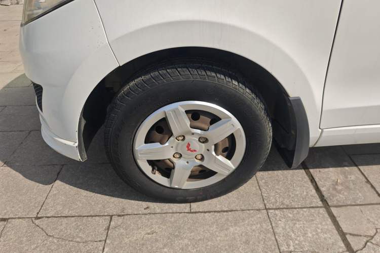 Used Wuling Hongguang 2015 1.5L S Basic Version China V Standard
