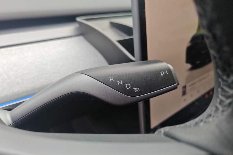 Used Tesla Model Y 2024 Rear-Wheel-Drive Version