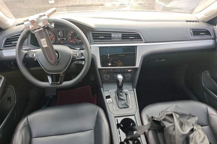 Used Volkswagen Lamando 2019 230TSI DSG Fashion Edition China V Standard