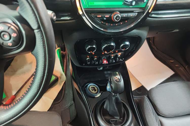 Used  Clubman 2018 1.5T COOPER Racing Driver
