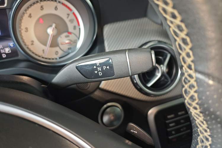 Used Mercedes-Benz GLA 2016 GLA 200 Fashion Model
