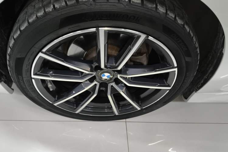 Used BMW 3 Series 2021 Second Facelift 325Li M Sport Package