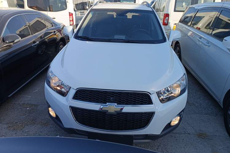 Used Chevrolet Captiva 2014 2.4L 4x4 Flagship Edition 7 Seats