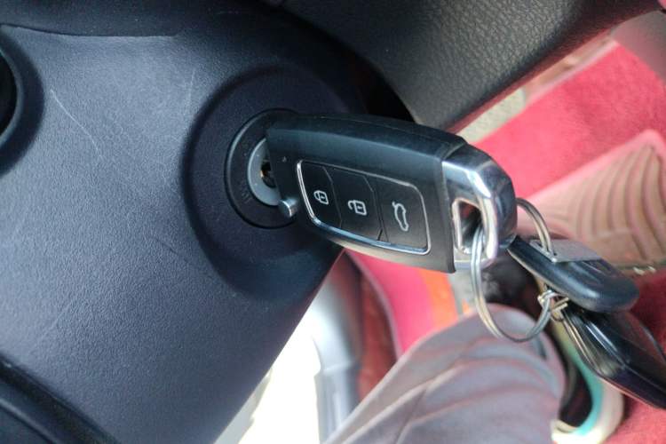 Used Toyota YARiS L 2021 X-Trail 1.5L CVT Leading Edition
