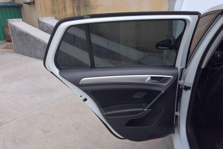 Used Volkswagen Golf 2020 200TSI DSG Comfortable and Ambitious Edition
