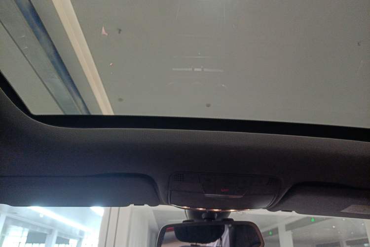 Used Mercedes-Benz C-Class 2015 Revised C 200 L Sport Edition
