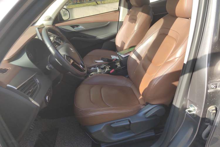 Used BORGWARD BX5 2017 25TGDI Automatic Four-Wheel Drive Sharp Model
