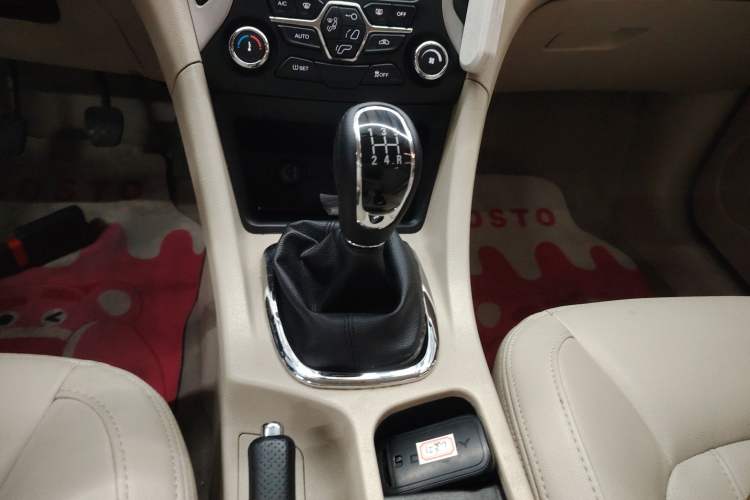 Used Chery Arrizo 7 2015 1.6L Manual ZhiXiang Edition
