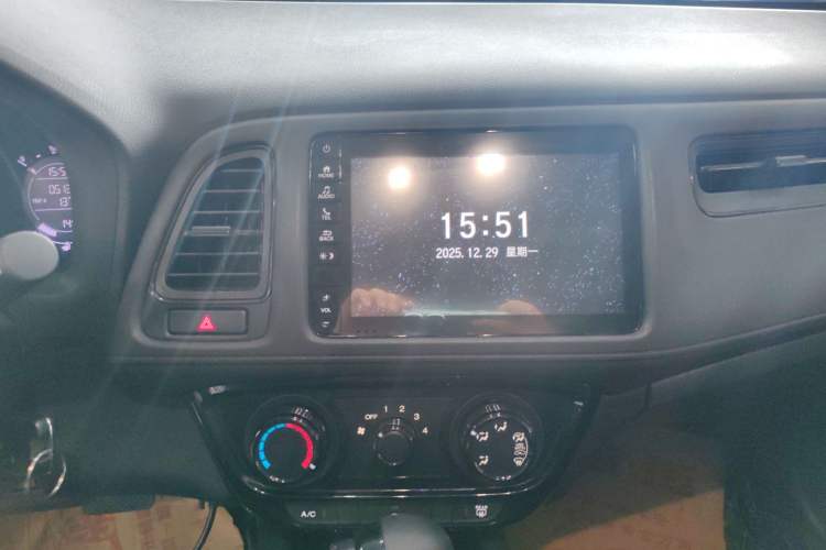 Used Honda Vezel 2020 1.5L CVT Pioneer Edition
