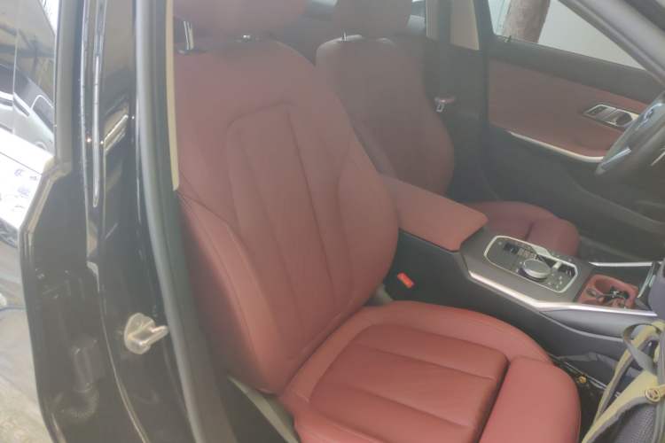 Used BMW 3 Series 2024 325i M Sport Package
