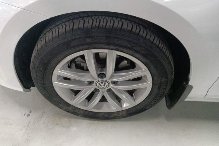 Used Volkswagen Golf 2019 1.6L Automatic Comfort Model China V Standard
