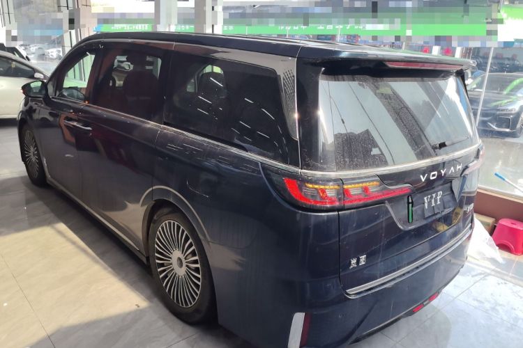Used VOYAH Dream 2025 PHEV Four-Wheel-Drive Flagship Kunpeng Edition
