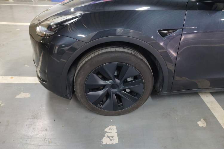 Used Tesla Model Y 2024 Rear-Wheel-Drive Version
