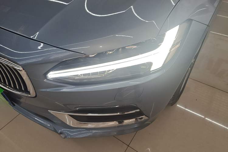 Used Volvo S90 2020 T5 Zhiyuan Luxury Edition
