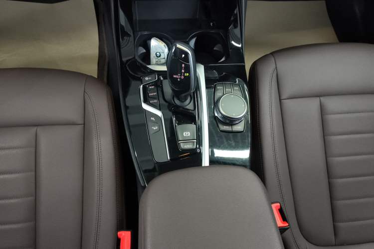 Used BMW X3 2018 xDrive25i Luxury Package China VI Emission Standard
