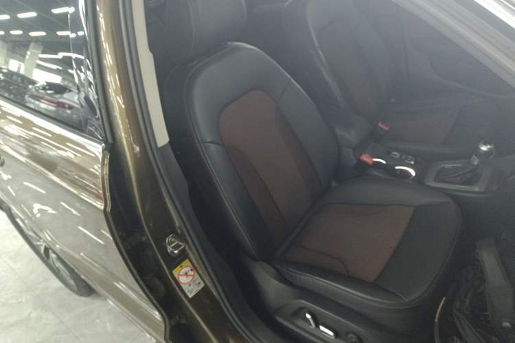 Used Audi Q3 2018 35 TFSI Fashion Edition Collector's Model
