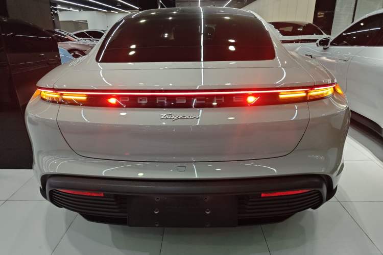 Used Porsche Taycan 2022 Taycan
