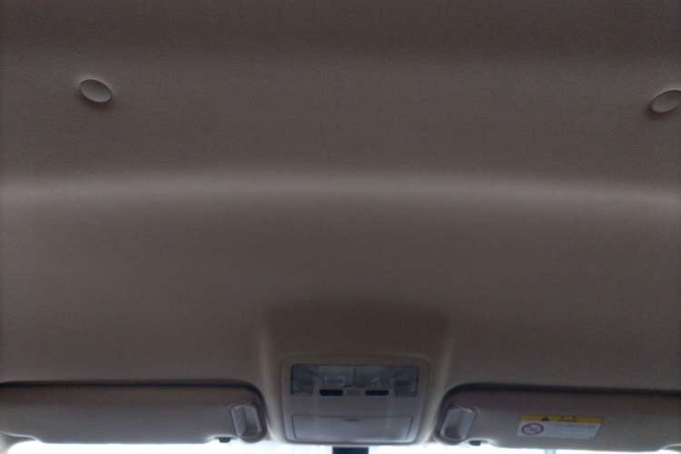 Used Toyota Highlander 2021 2.0T Two-Wheel Drive Elite Version 7-Seater
