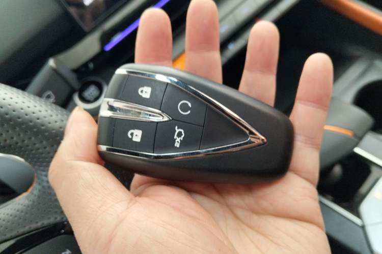 Used Changan UNI-V 2022 1.5T Prestige Version
