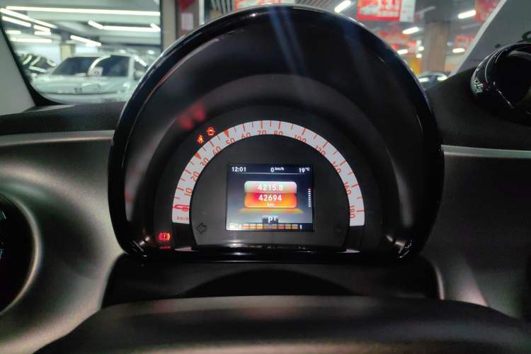 Used  fortwo 2018 1.0L 52kW Hardtop Passion Edition China V Standard
