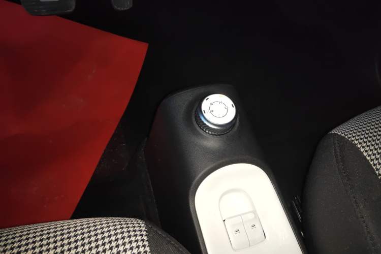 Used Wuling Hongguang MINIEV 2024 3rd Generation 215km Advanced Version