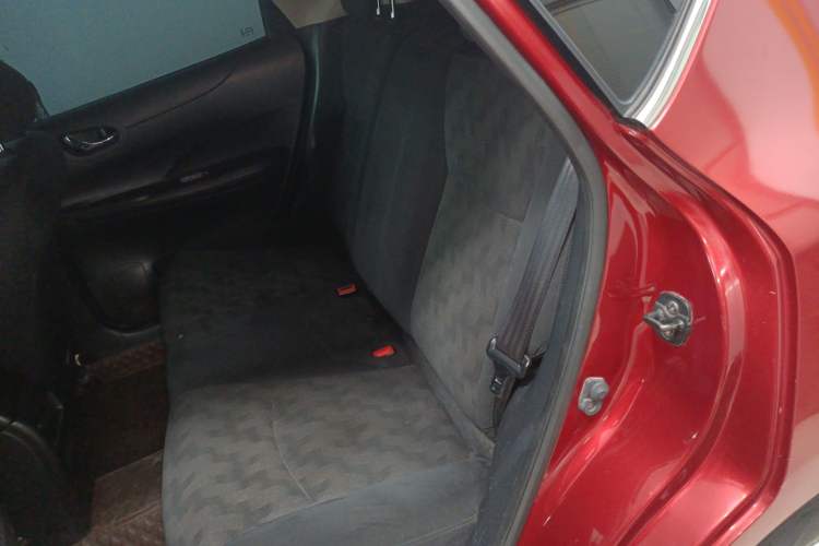 Used Nissan Tiida 2011 1.6L CVT Comfort Model
