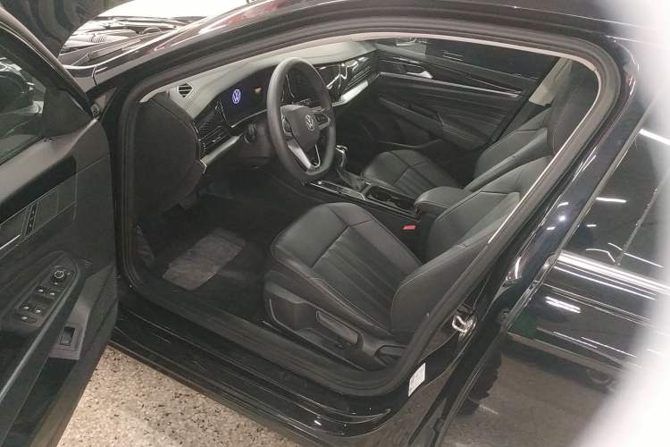 Used Volkswagen Passat 2024 280TSI Business Edition