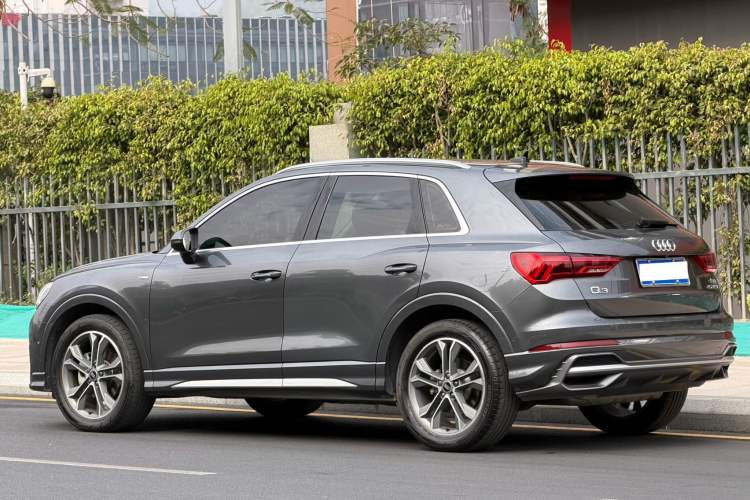 Used Audi Q3 2022 40 TFSI Fashion Dynamic Model