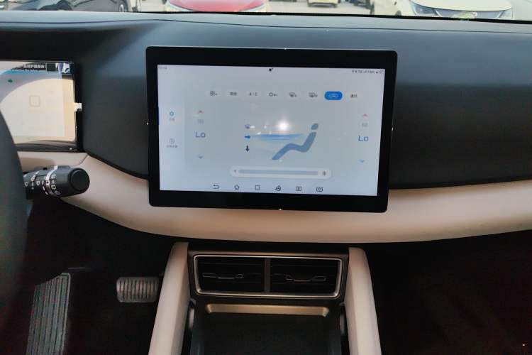 Used BYD Yuan UP 2024 301KM Leading Edition
