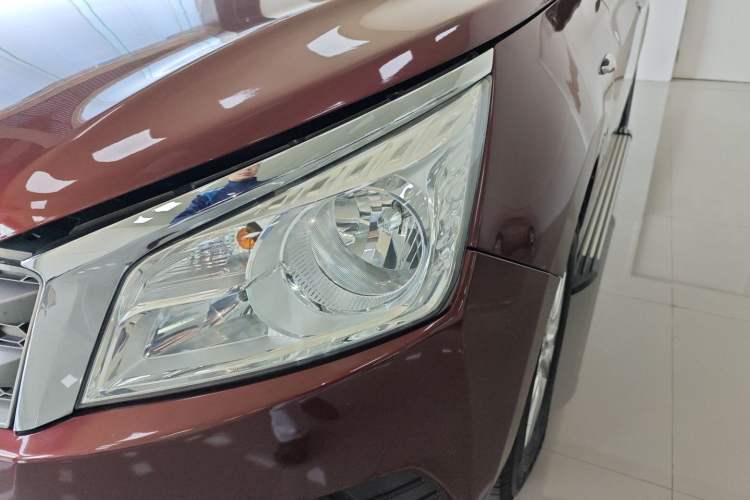 Used Venucia T70 2015 2.0L CVT Smart Choice Edition