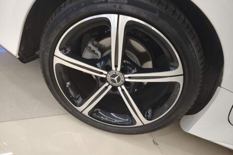 Used Mercedes-Benz CLS 2020 CLS 300 Luxury Model