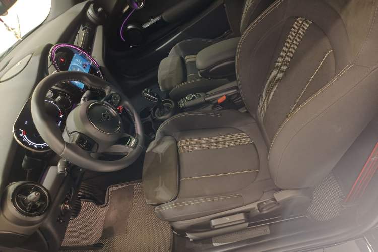 Used MINI MINI 2022 1.5T COOPER CABRIO Black Badge Special Edition