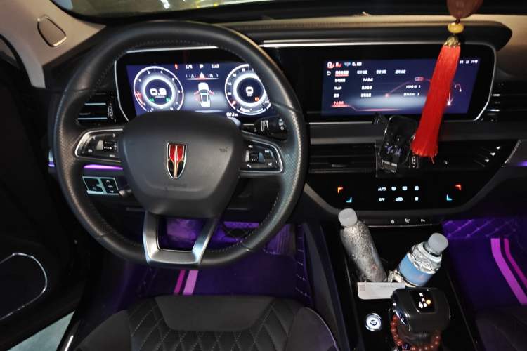 Used Hongqi HS5 2022 Revised Version 2.0T Smart Connect Flagship Edition
