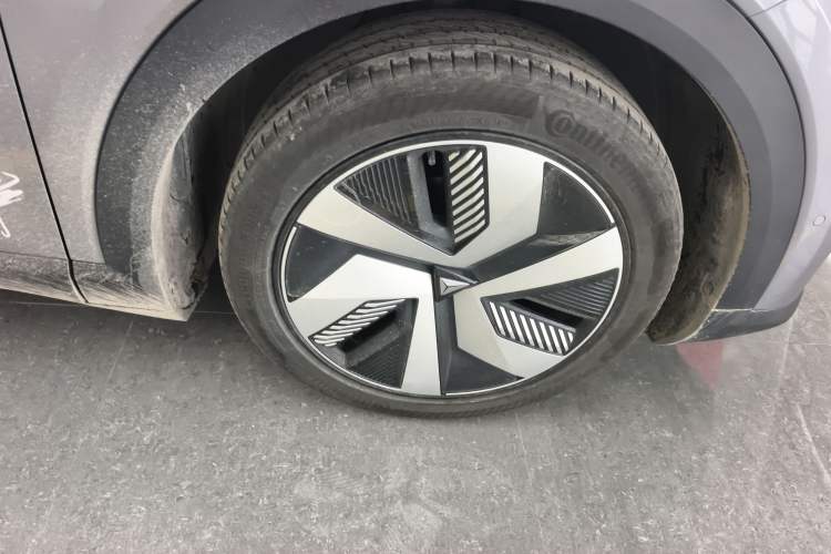 Used  S05 2024 510 Ultra Pure Electric Version
