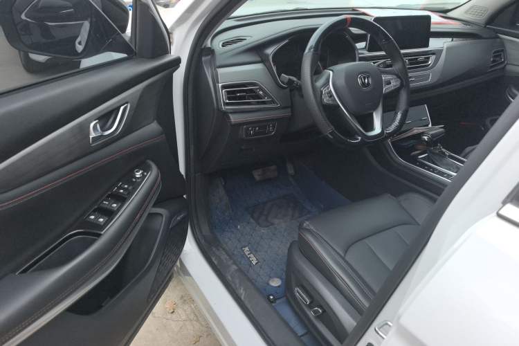 Used Changan CS75 2021 Honor Million Edition 280T DCT Navigation Model
