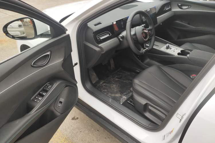 Used BYD Seal 06 New Energy 2025 DM-i Smart Drive 80KM Luxury Model