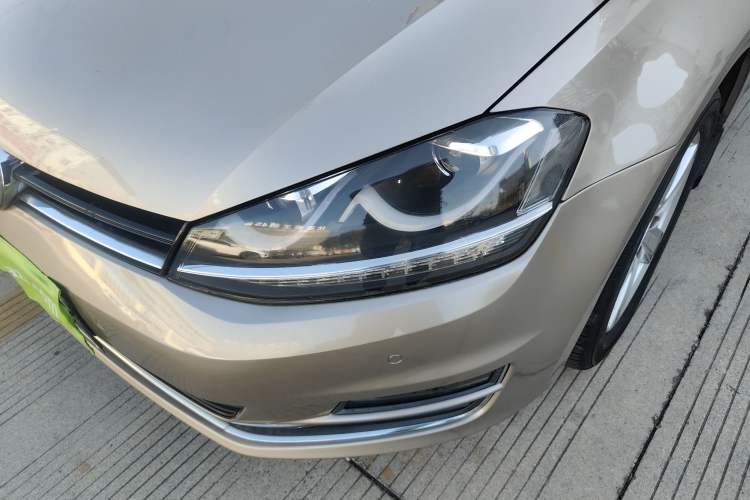 Used Volkswagen Golf 2017 230TSI Automatic Comfort Edition – Celebrating Milestone of One Million Units
