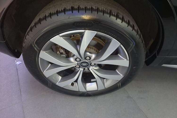 Used Land Rover Discovery Sport 2024 Luxury Custom Edition