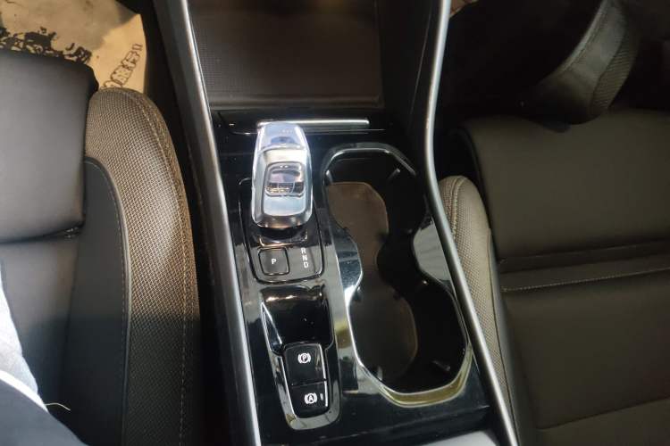 Used Volvo XC40 2023 B3 Zhiyuan Luxury Edition