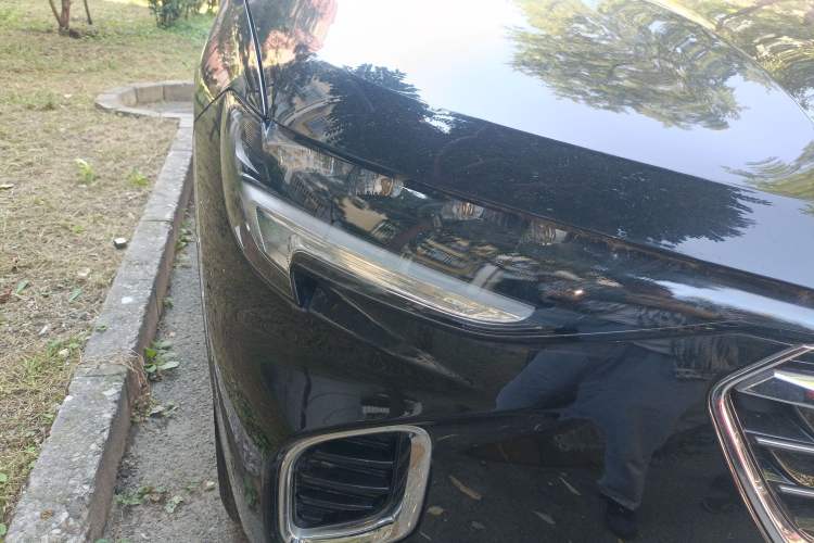 Used Buick Envision 2022 Facelift Encore S 552T Two-Wheel-Drive Luxury Model
