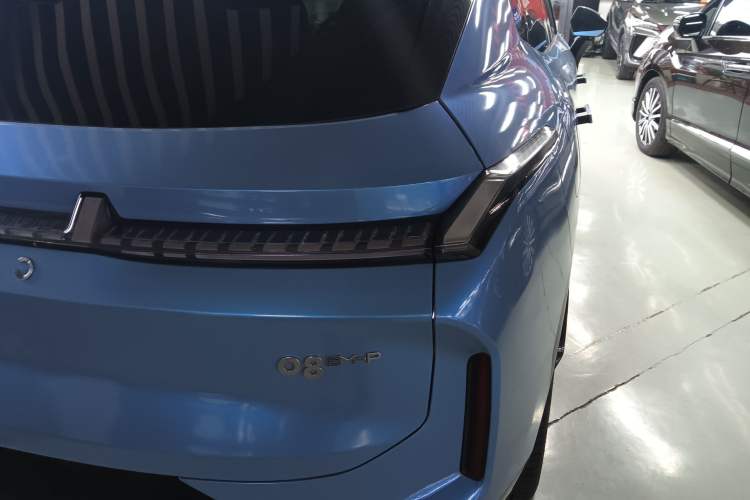 Used Lynk & Co 08 EM-P 2023 220km All-Wheel-Drive Performance Halo
