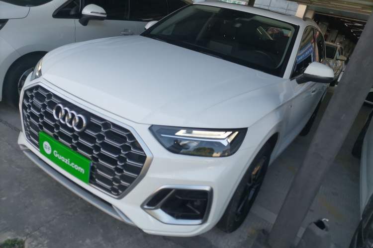 Used Audi Q5L 2023 40T Fashionable and Dynamic Edition
