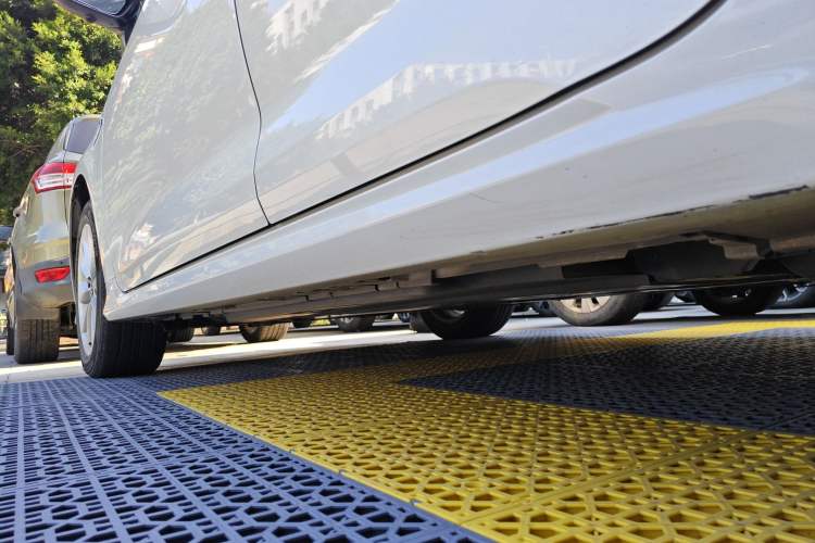 Used Toyota Corolla 2021 Dual-Motor 1.8L E-CVT Elite Edition
