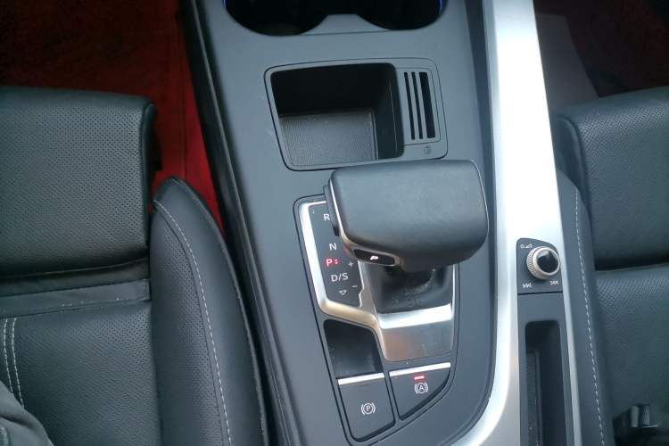 Used Audi A4L 2020 40 TFSI Luxury Dynamic Model
