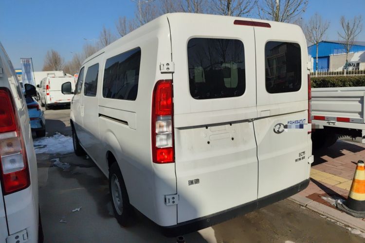 Used Ruichi EC75 2025 Model Passenger Vehicle Smart Driving Edition Pioneer I 41.5 kWh