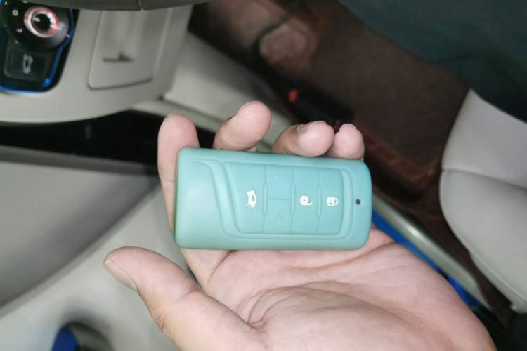 Used GAC Trumpchi GS8 2017 320T Two-Wheel Drive Luxury Smart Connectivity Version (7 Seats)
