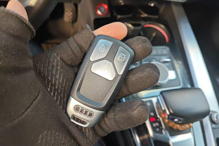 Used Audi A4L 2019 40 TFSI Fashion Edition China VI Emission Standard
