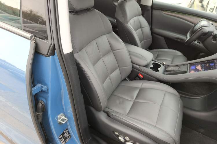 Used  LS6 2025 Ultra-Powerful Lingxi Intelligent Enjoyment Edition
